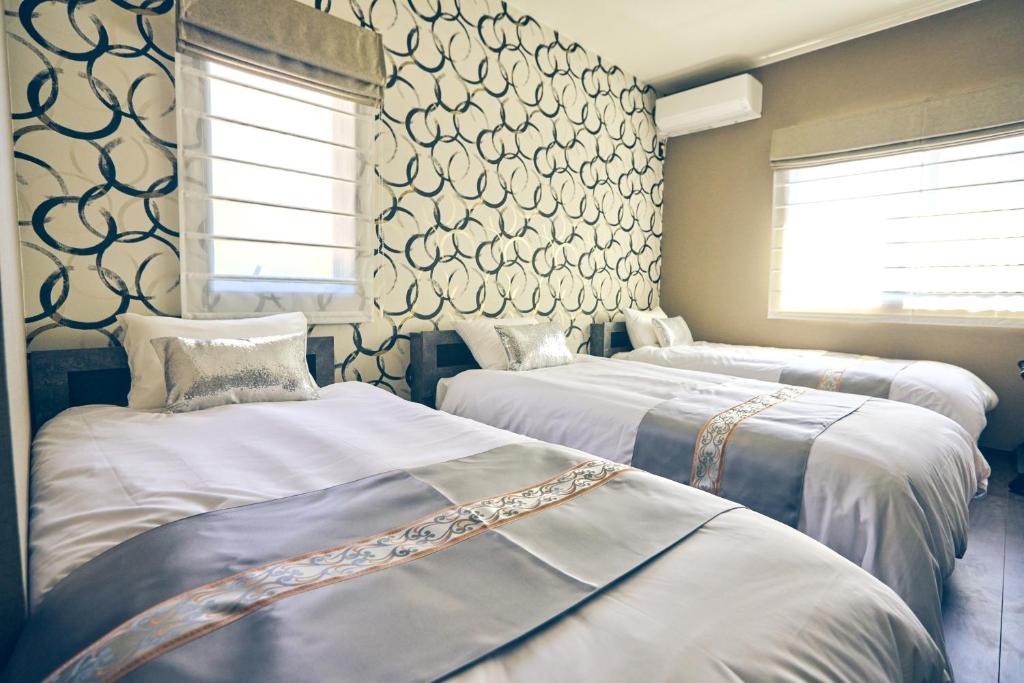 Lux Hakone Yumoto Triple Bedroom