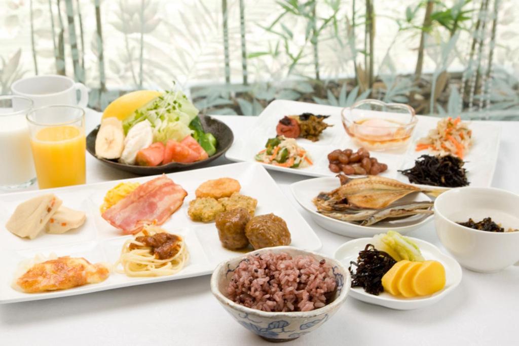Maholova Minds Miura Tokyo Bay Breakfast Spread