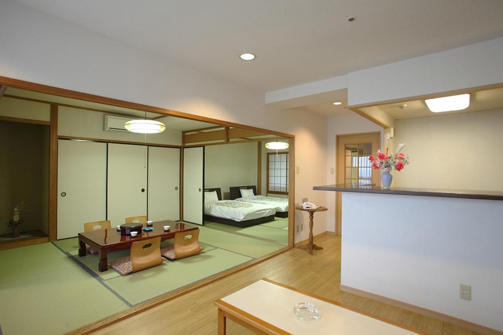 Maholova Minds Miura Tokyo Bay Tatami Room