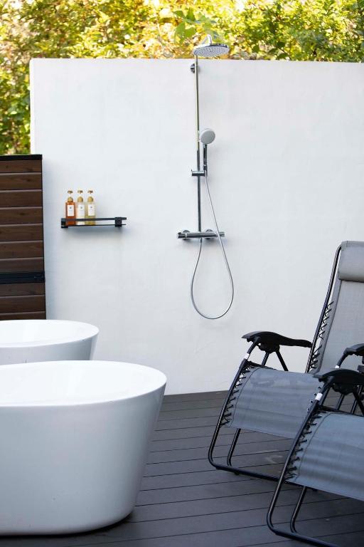Maigre Fields Outdoor Bath