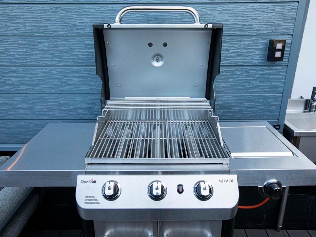 Maigre Fields Outdoor Grill