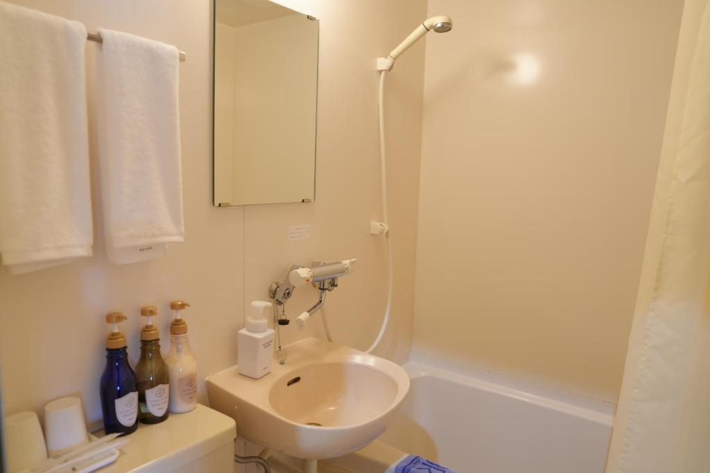 Manor House Bathroom