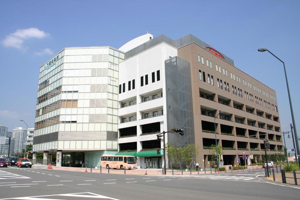 Manyo Club Minato Mirai Ryokan Exterior
