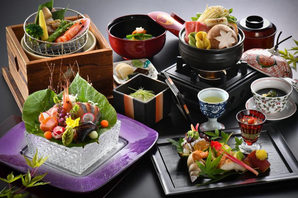 Manyo Kaiseki Dinner