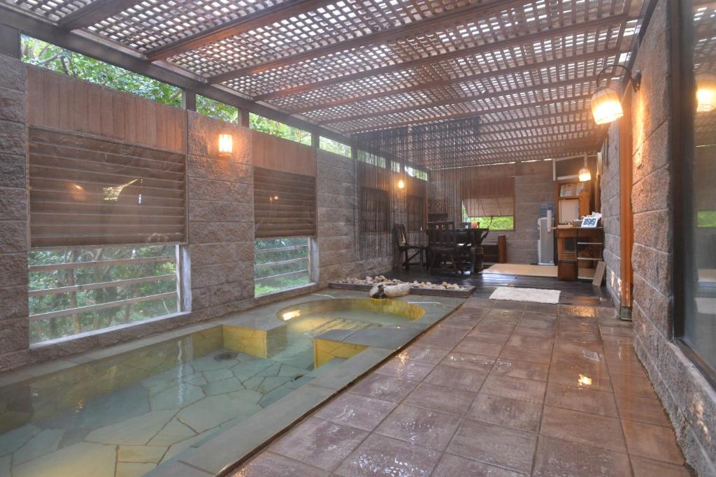 Manyo No Sato Hakuunso Indoor Onsen