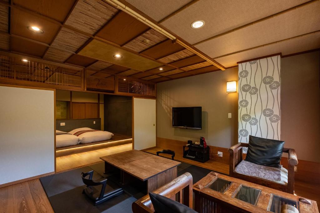 Manyo No Sato Hakuunso Japanese Style Room