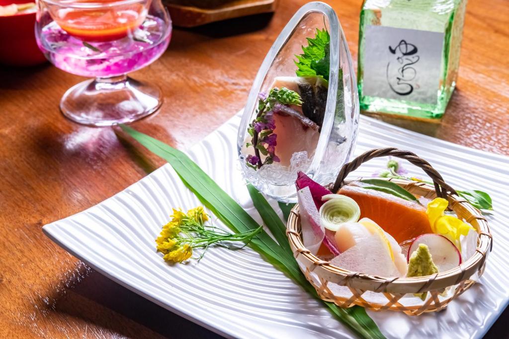 Manyo No Sato Hakuunso Kaiseki Meal