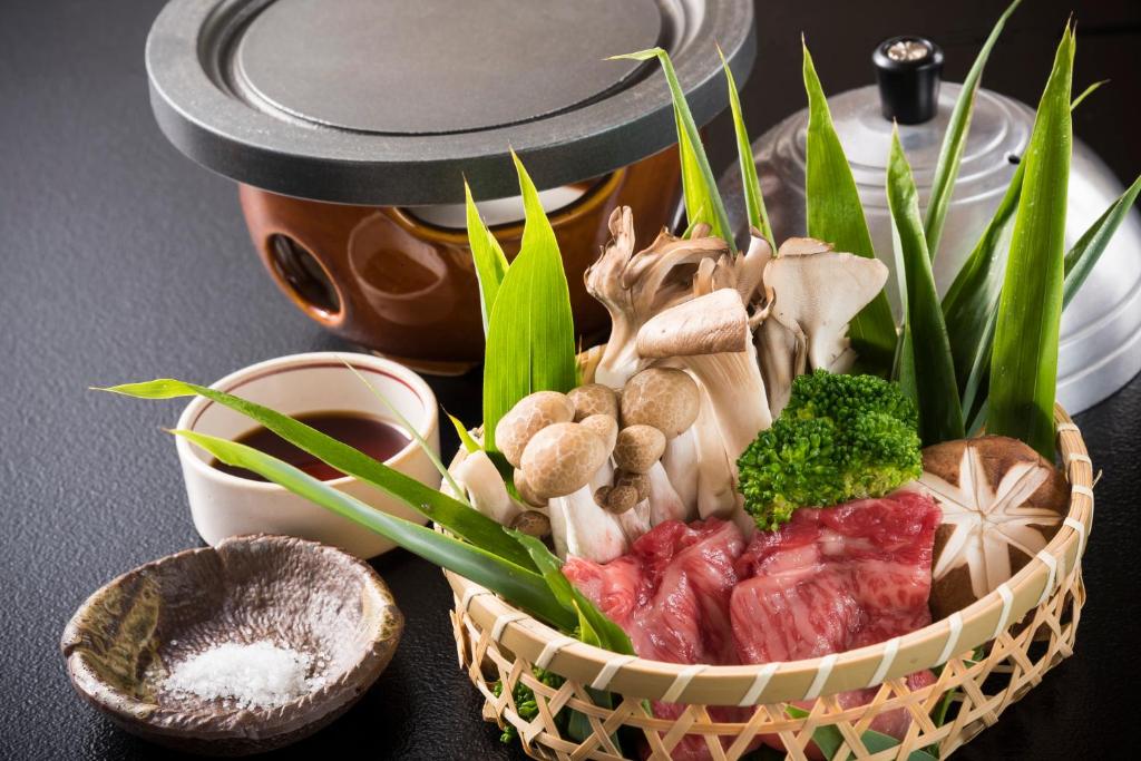 Manyo Ryokan Wagyu Hot Pot