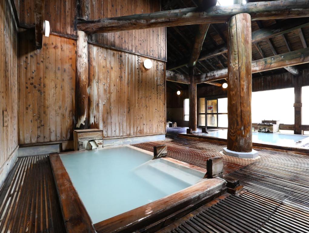 Manza Onsen Nisshinkan Indoor Onsen Bath