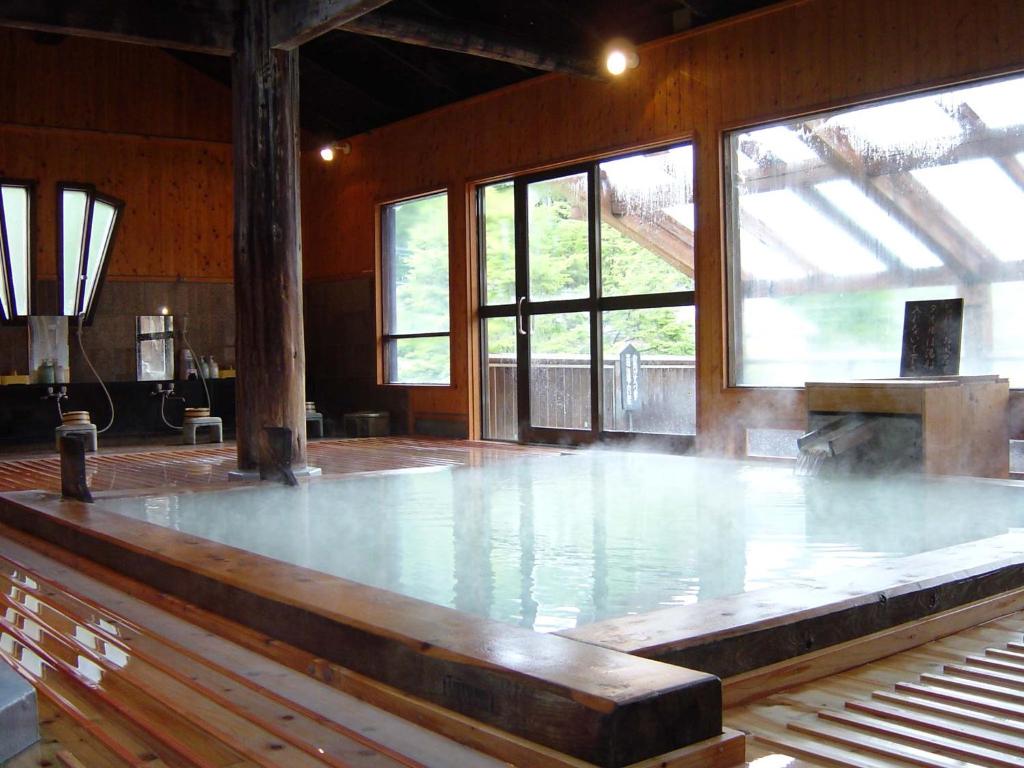 Manza Onsen Nisshinkan Indoor Onsen Bath