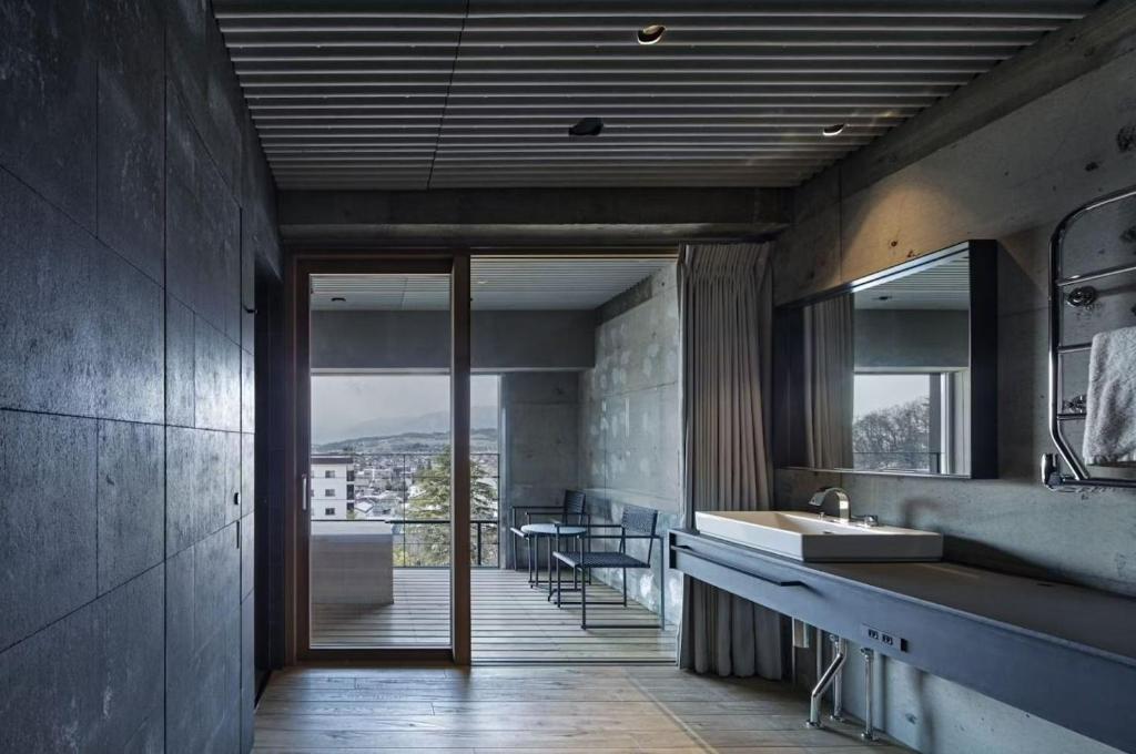 Matsumoto Jujo Modern Room