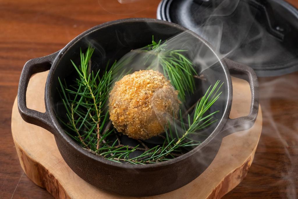 Matsumoto Jujo Steaming Dish