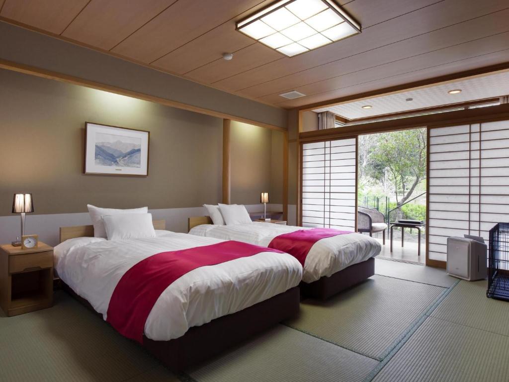 Matsusaka Doggie Paradise Hotel Smeall Tatami Room