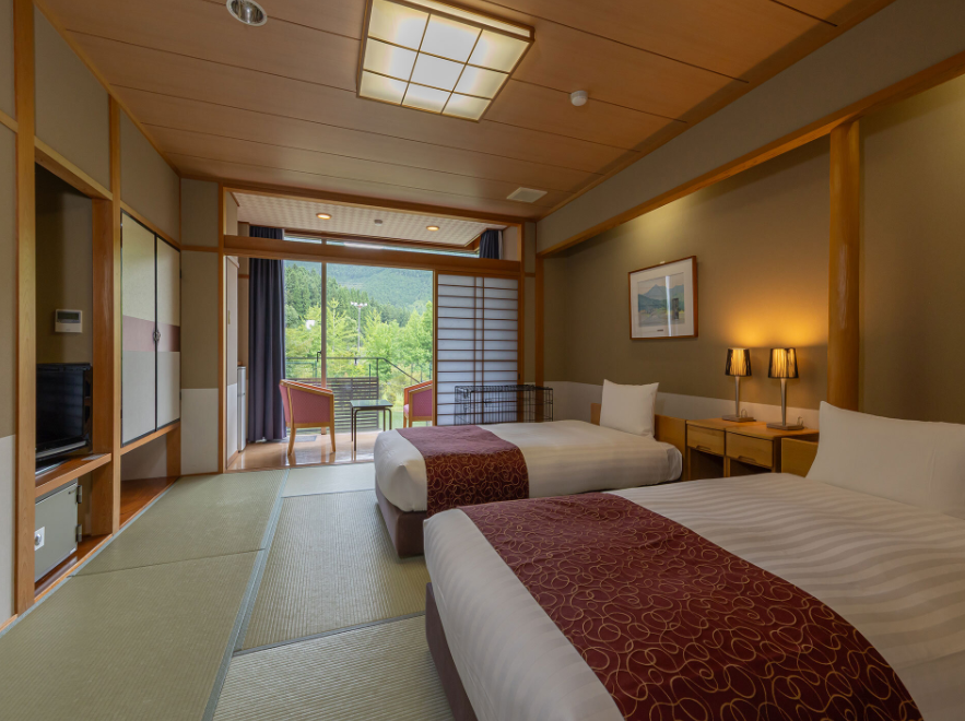 Matsusaka Doggie Paradise Hotel Smeall Tatami Twin Room