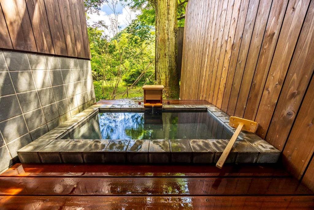 Matsuzakaya Honten Private Open Air Bath