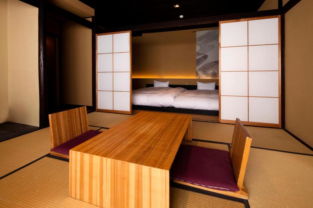Matsuzakaya Honten Tatami Room