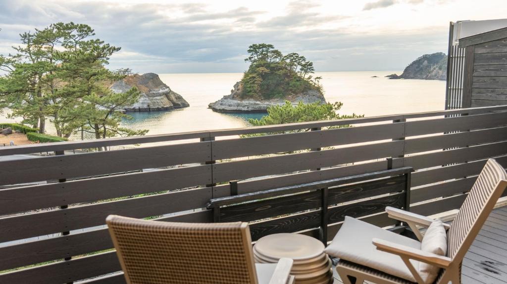 Mayu Futahari Ocean View Balcony
