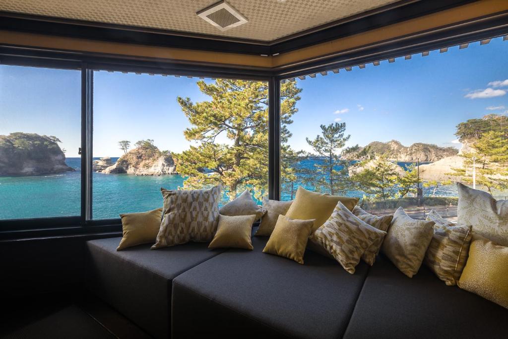 Mayu Futahari Ocean View Lounge