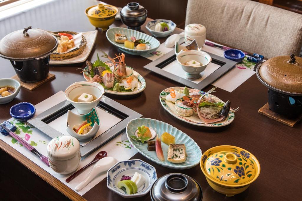 Meijikan Kaiseki Dining Table