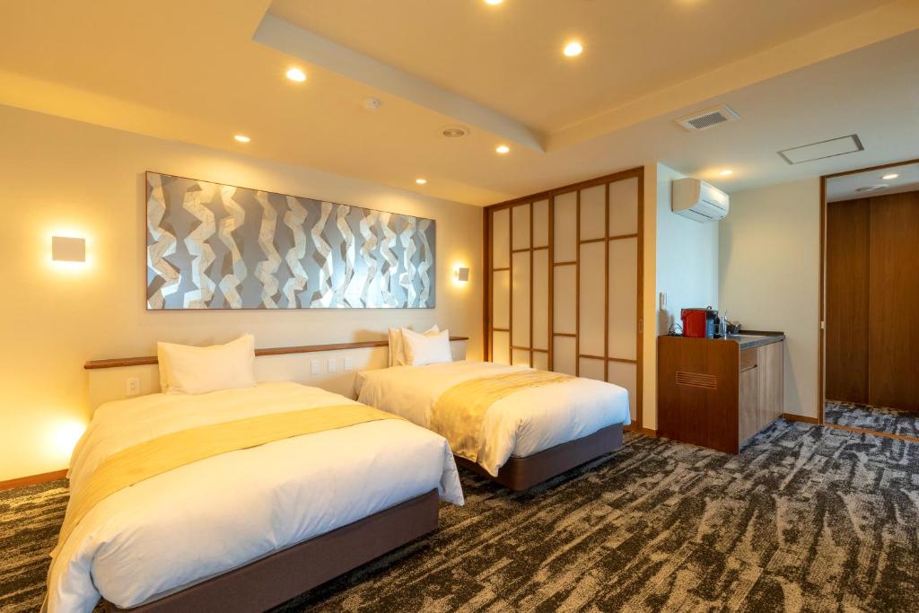 Meijikan Modern Twin Room