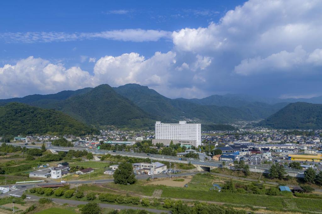 Mercure Nagano Matsushiro Resort Spa Mountain View