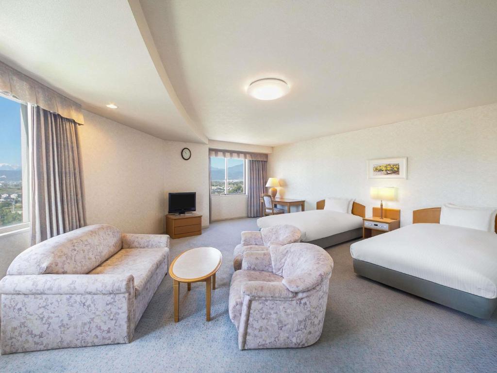 Mercure Nagano Matsushiro Resort Spa Twin Room