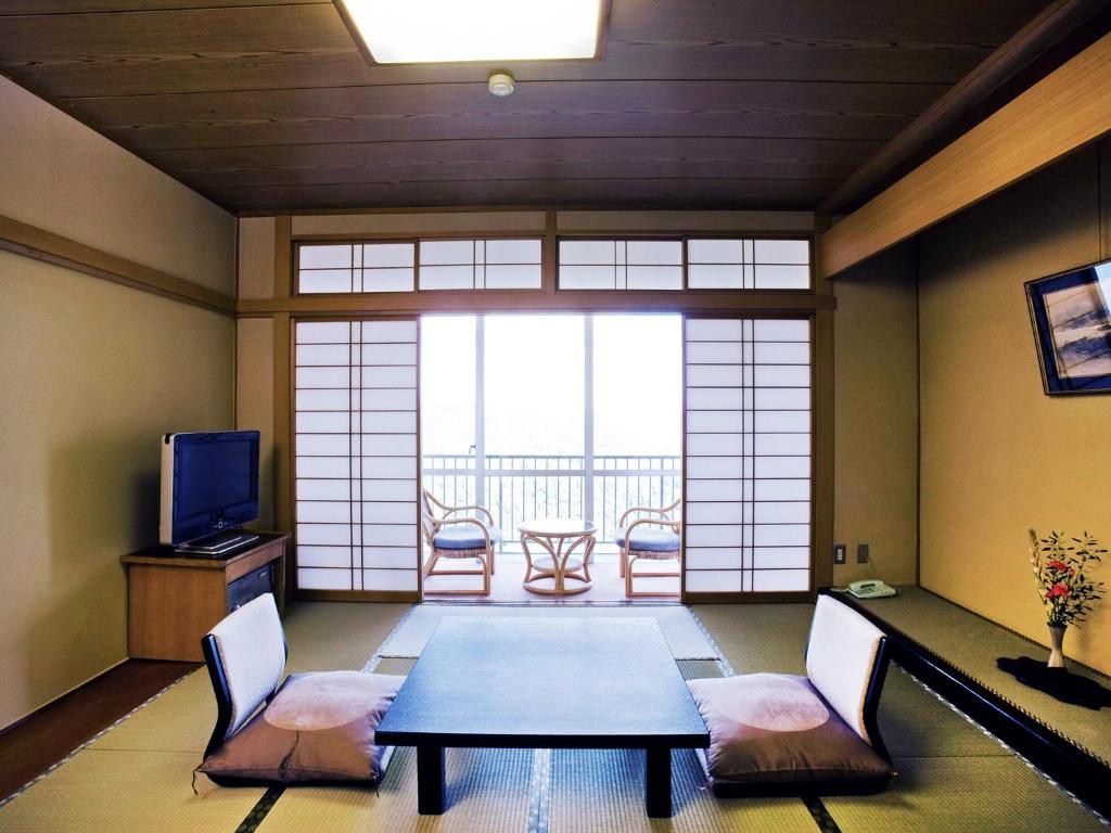 Mikawa Bay Hills Hotel Tatami Room