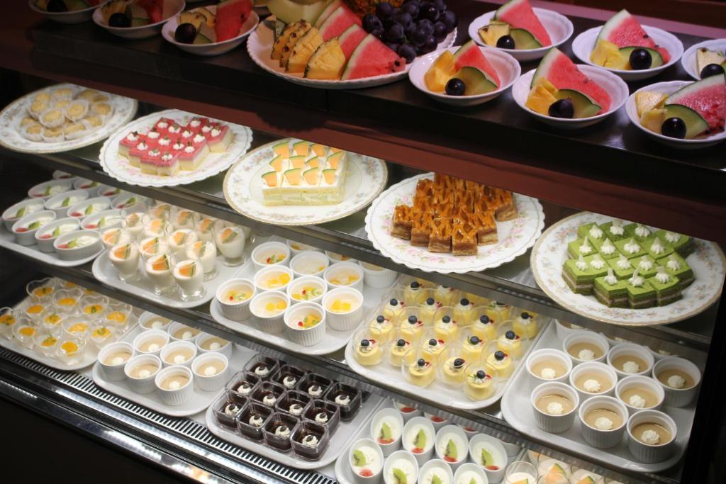 Minakami Kogen Hotel 200 Dessert Buffet