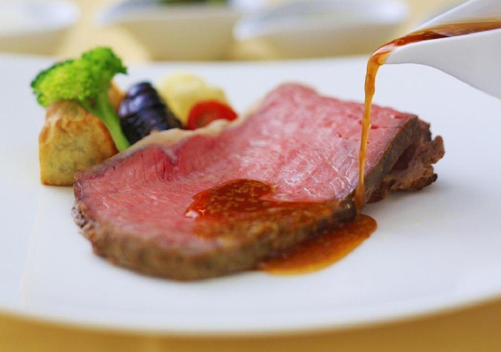 Minakami Kogen Hotel 200 Roast Beef Dish