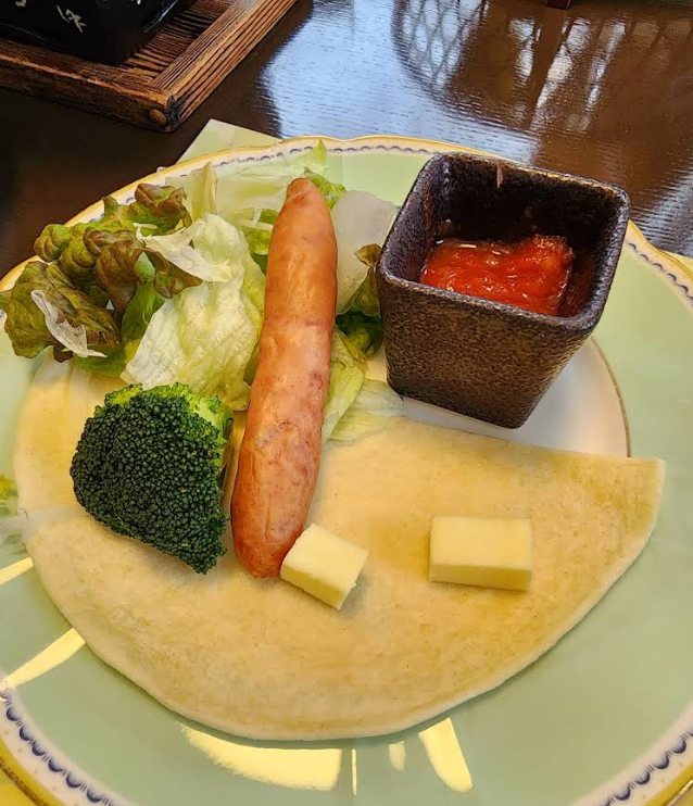 Minakami Sansou Breakfast Sausage Crepe