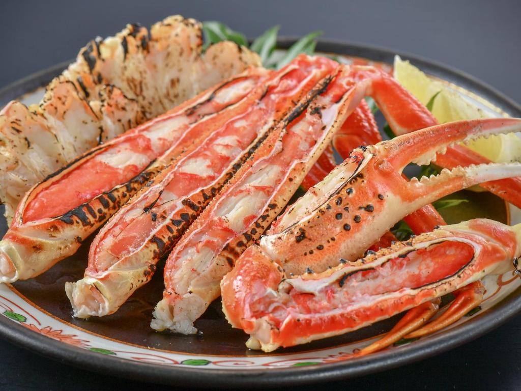 Minoya Taiheikaku Crab Dish