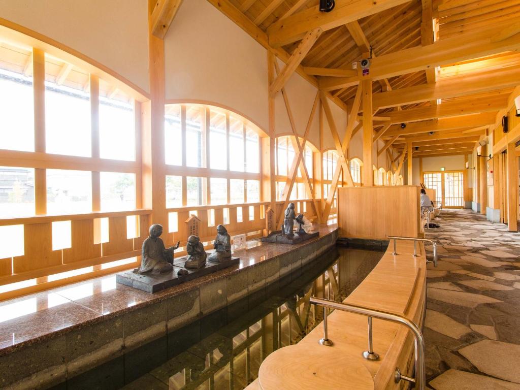 Minoya Taiheikaku Indoor Corridor Footbath