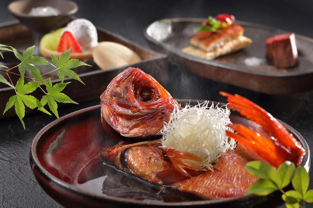 Mizu No Sato Marukyu Ryokan Kinmedai Dish
