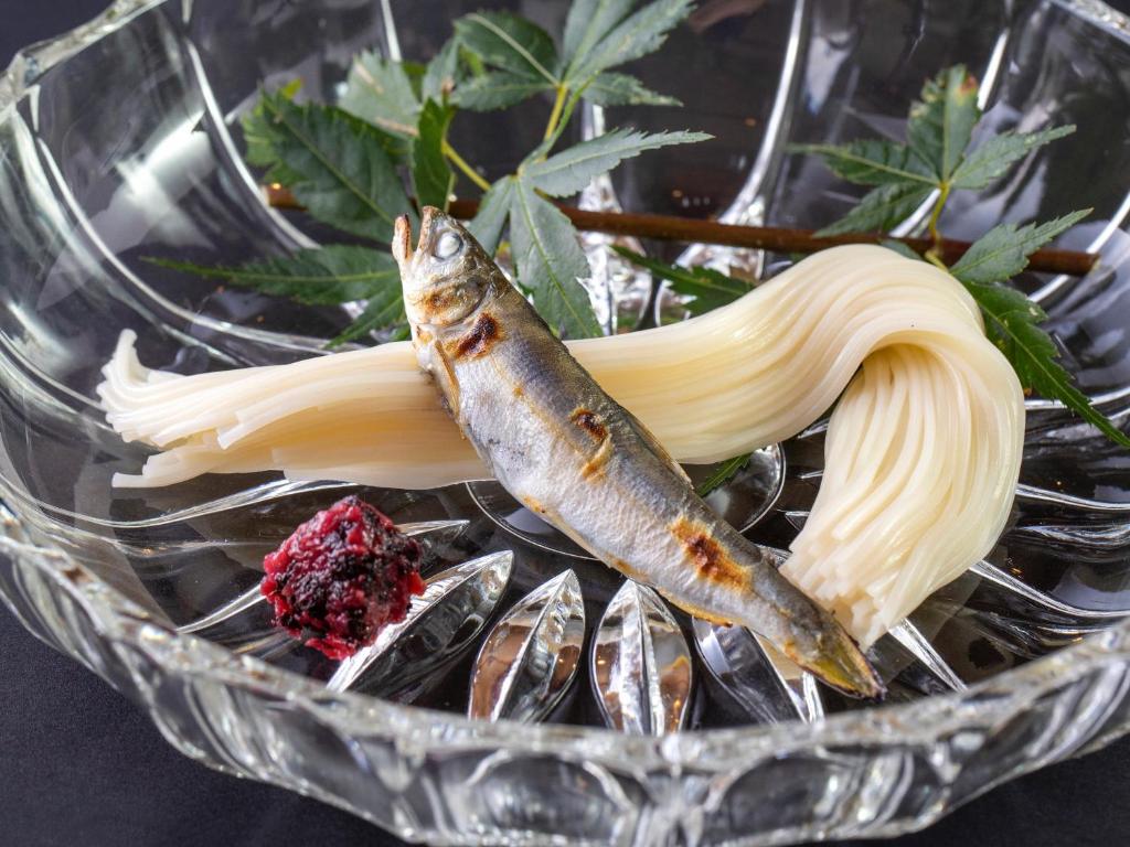 Mizumari Ayu Somen Dish