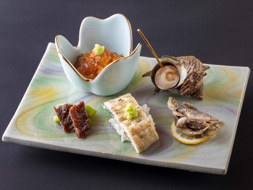 Mizumari Kaiseki Appetizer Platter