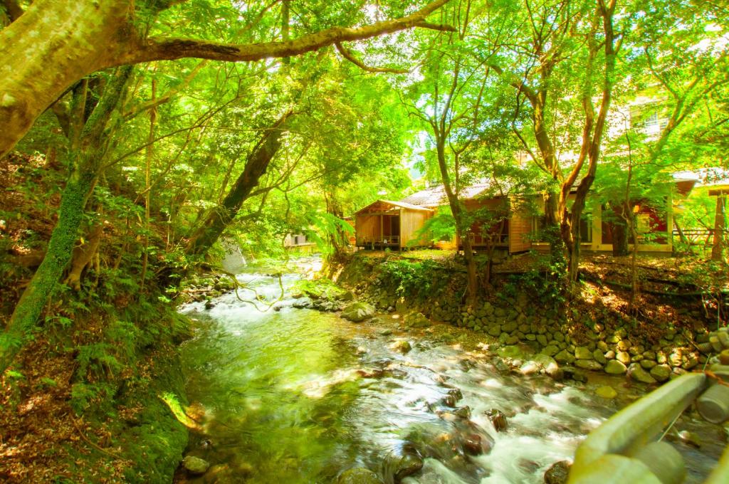 Mizumari Ryokan Riverside Forest