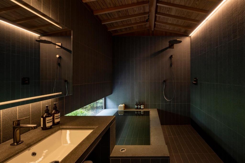 Momoyama Onsen Tsukimikan Private Bath