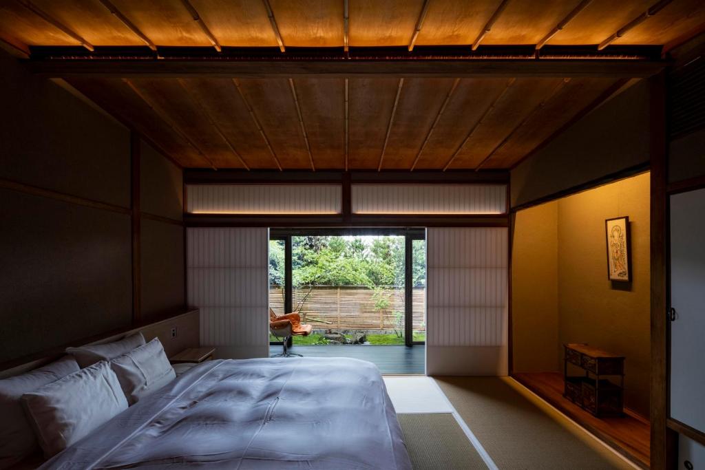 Momoyama Onsen Tsukimikan Tatami Room
