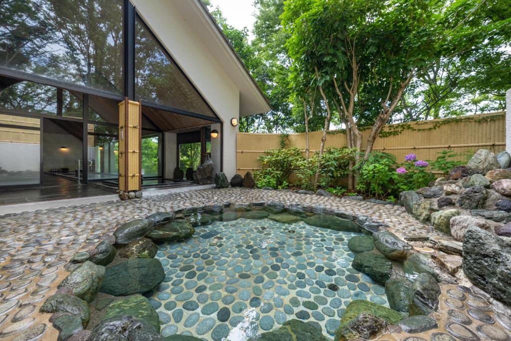 Mori No Izumi Open Air Onsen