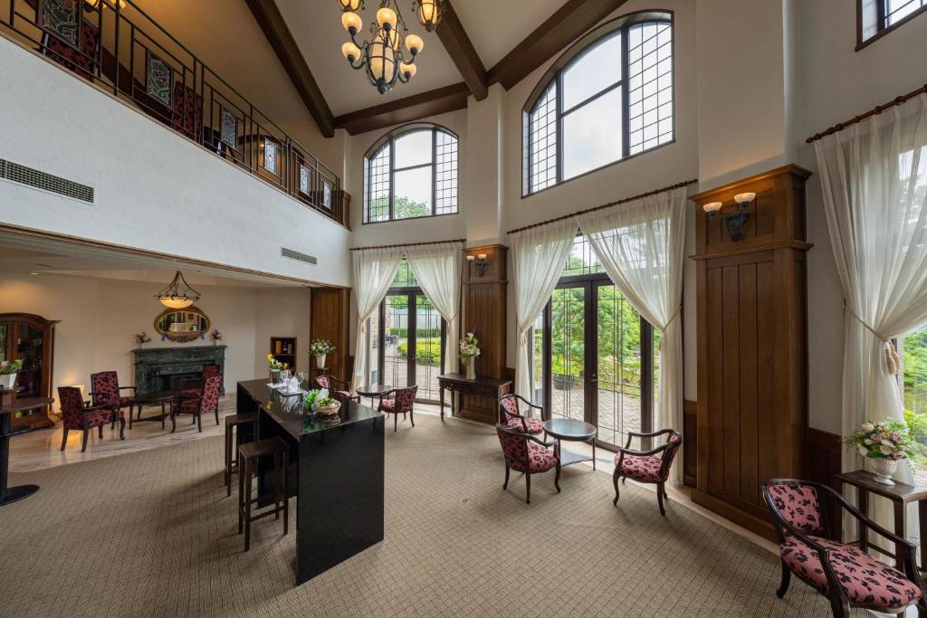 Mori No Izumi Ryokan Lobby