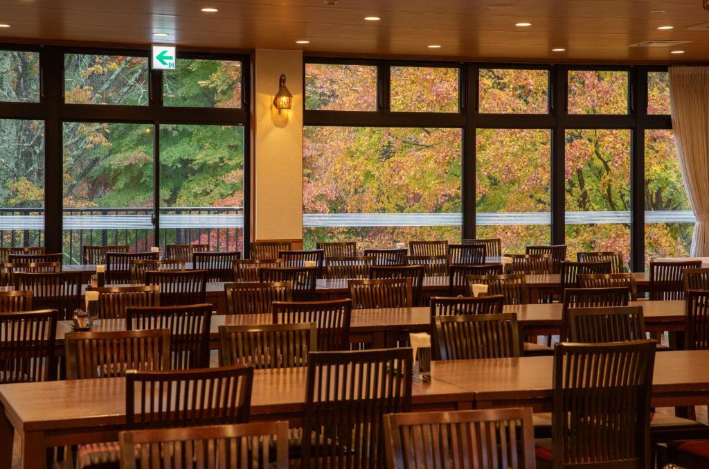 Motosu Phoenix Hotel Dining Room