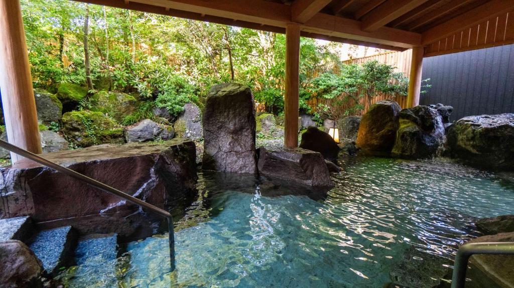 Motosu Phoenix Hotel Open Air Onsen