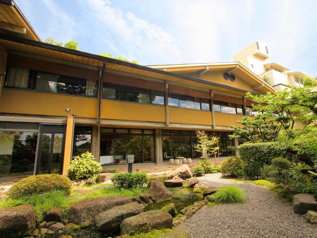 Nagaragawa Seiryu Hotel Garden Exterior