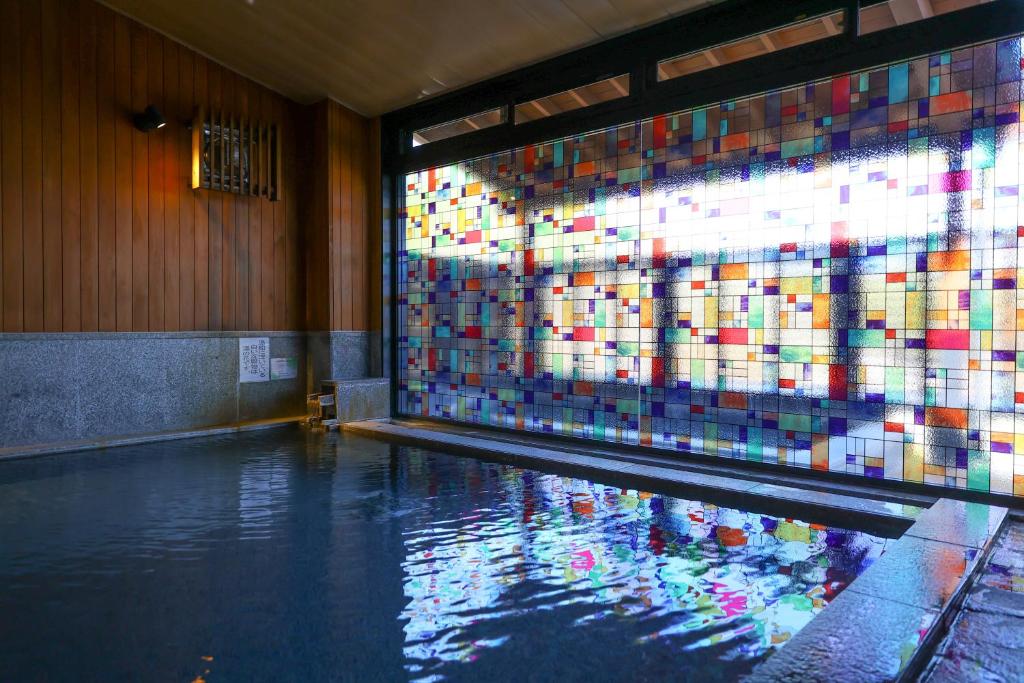 Nanakusa No Yu Stained Glass Onsen