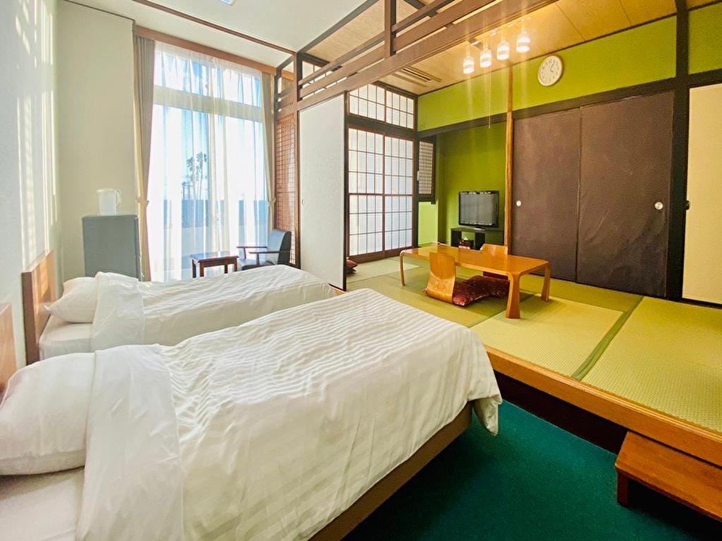 Nangoku Hotel Tatami Room
