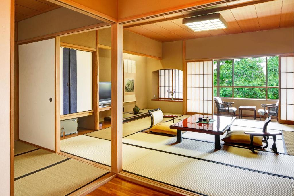 Nasu Onsen Sanraku Tatami Room