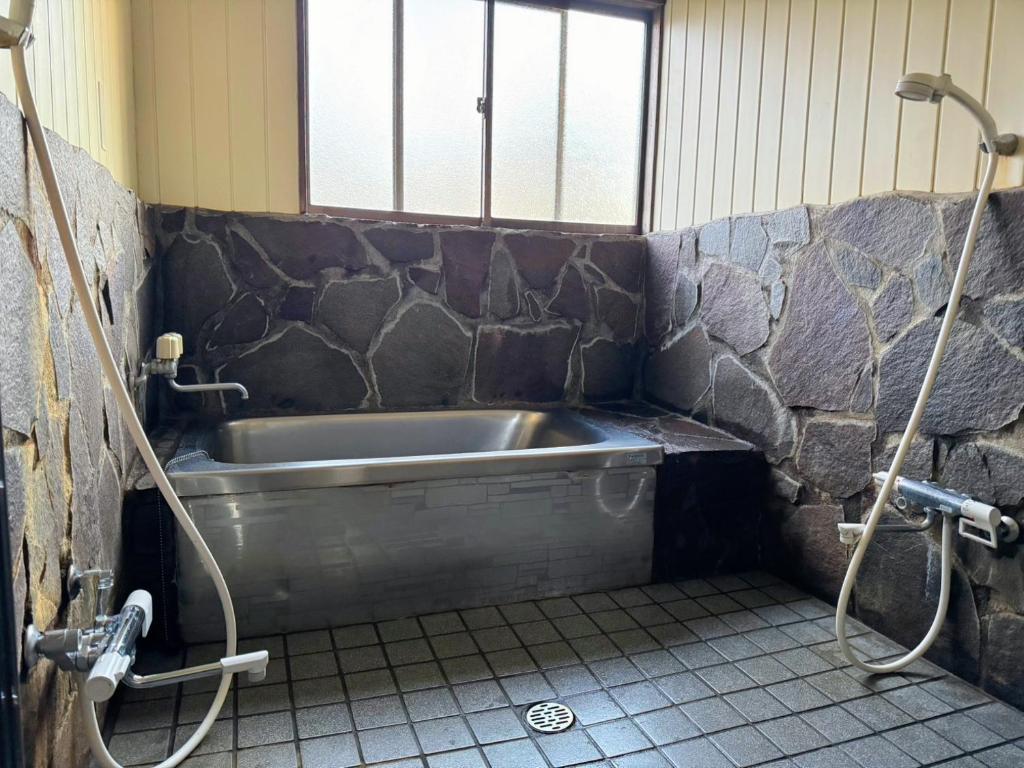 Nasu Queens Mountain Camp And Lodge Stone Bath