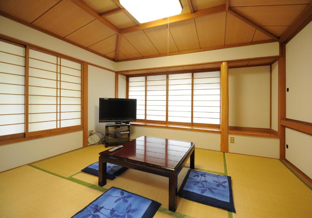Neo Oriental Resort Yatsugatake Hana Hotel Tatami Room