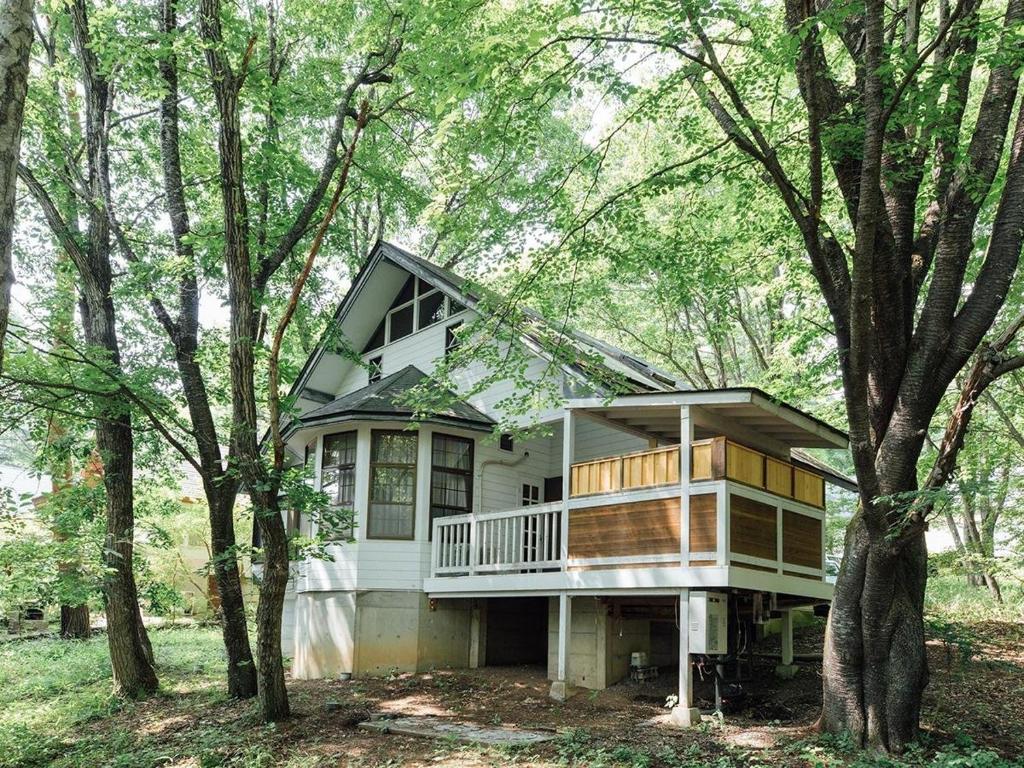 Neo Oriental Resort Yatsugatake Kogen Cottage Forest Cabin Exterior