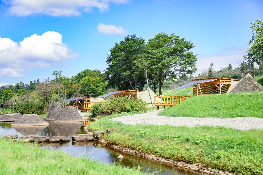 New Greenpia Tsunan Glamping Tents Pond